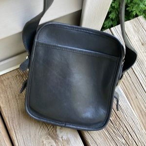 - Vintage Coach leather purse- authentic